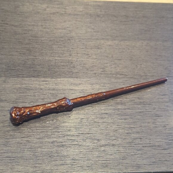 Harry Potter Brown Magic Light Up Musical Wand - New - Picture 1 of 3